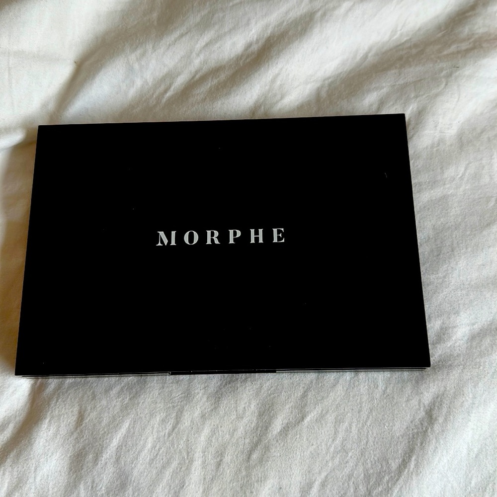 Gently used Morphe eyeshadow palette